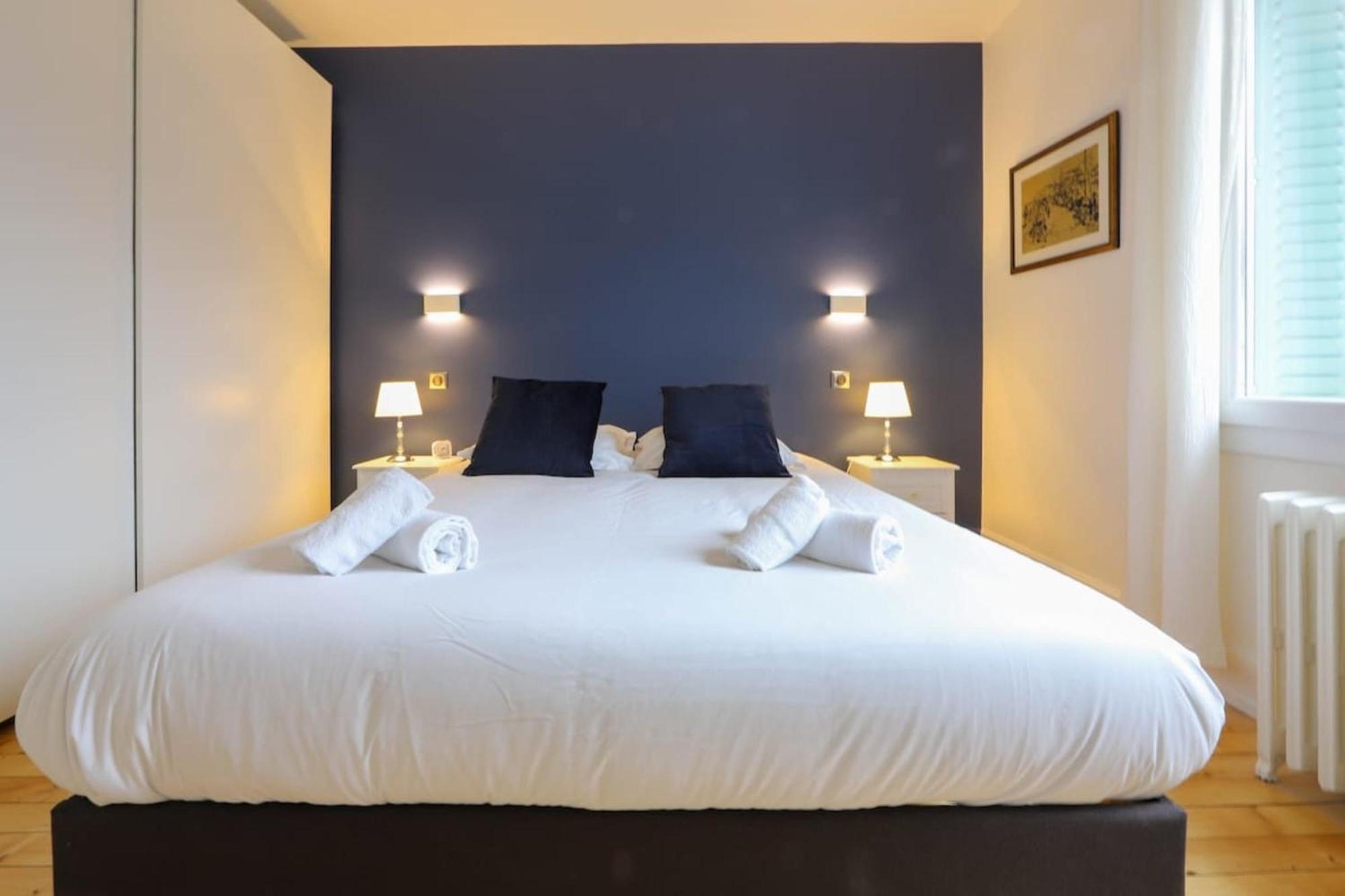 Le Boudoir Bleu - 2 Chambres Анси Экстерьер фото